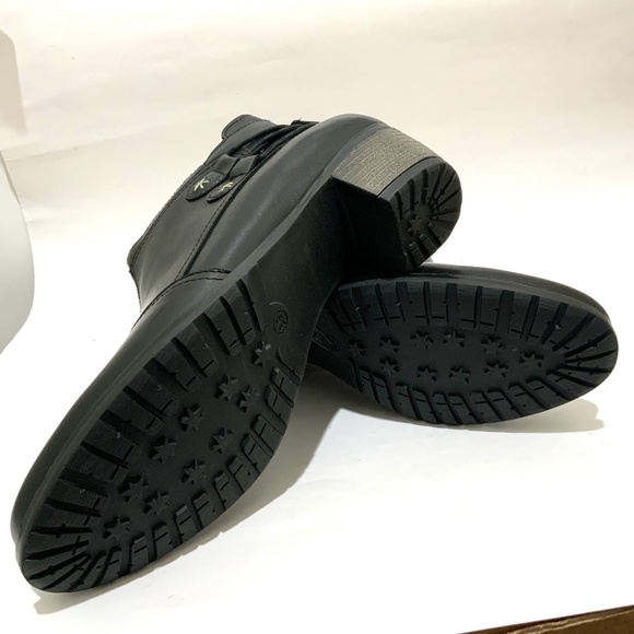 ERIC MICHEAL Casey black leather booties block heel almond toe ankle boots 39 - Picture 13 of 14